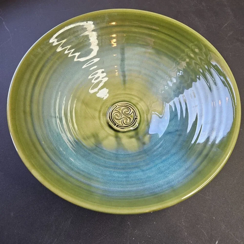 Colm De Ris Irish Pottery 12.5